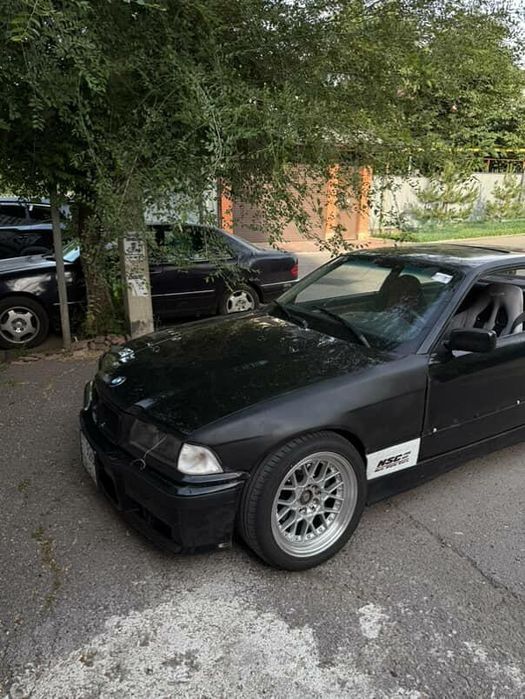 Передний бампер BMW e34 E36 е38 e39 задний бампер БМВ е30 x5 спойлер