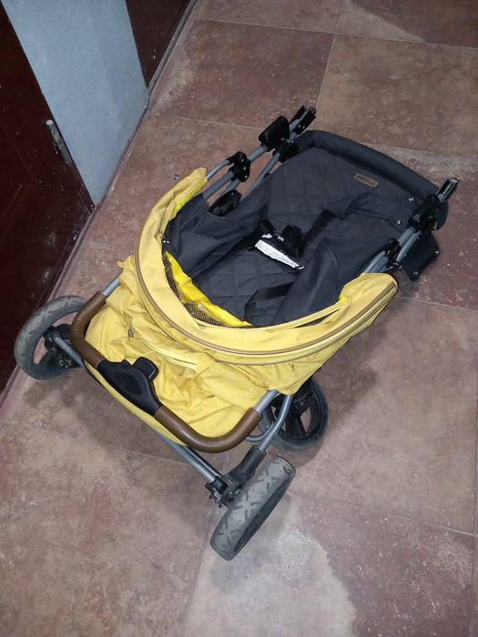 Лятна бебешка количка Чиполино