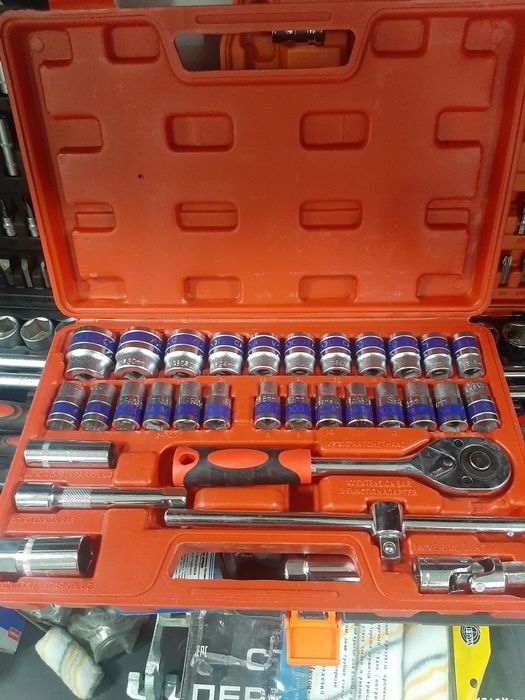 Набор головок 32 предмета в пластиковом кейсе