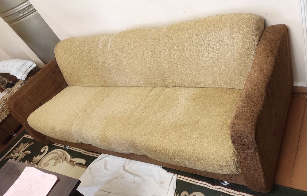 Диван + кресла + стулья