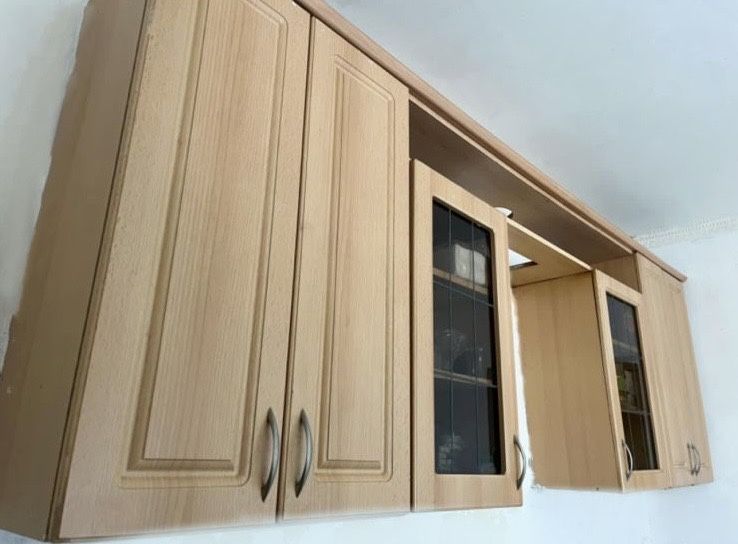 Ас үй гарнитуры сатылады | Кухонный гарнитур продаётся