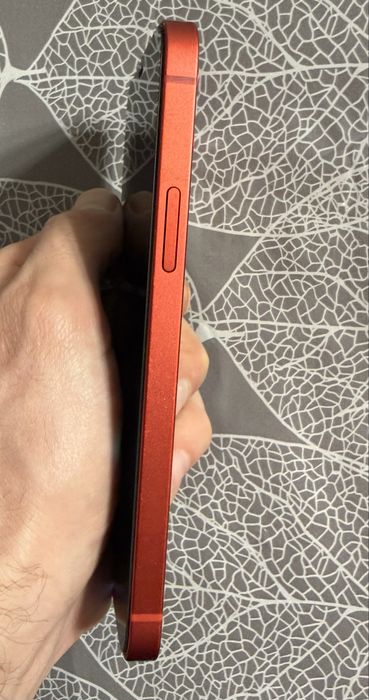 Iphone  12 запазен 256гб