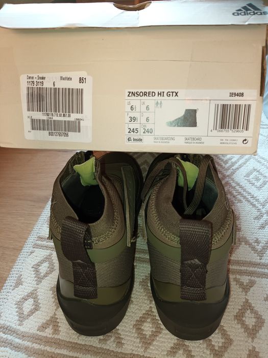 Оригинални спортни обувки ADIDAS ZNSored Hi Gore-Tex, размер UK-6