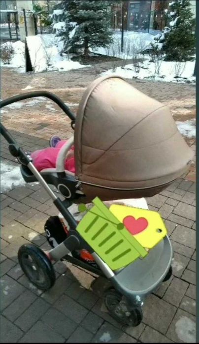Коляска Stokke в идеальном состоянии