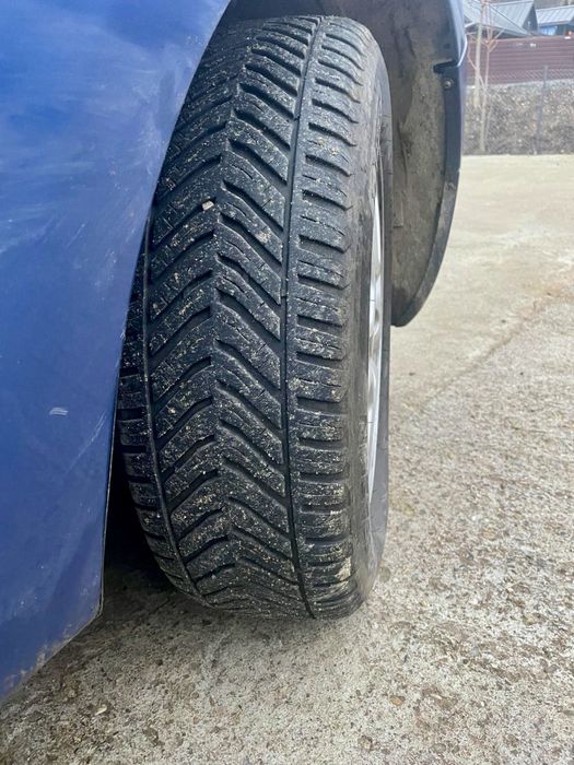 Logan MCV 1.0 benzina stare excelenta revizii la zi !