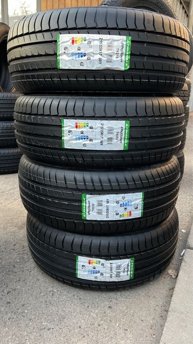 215/55 R17 Triangle TH202 98Y