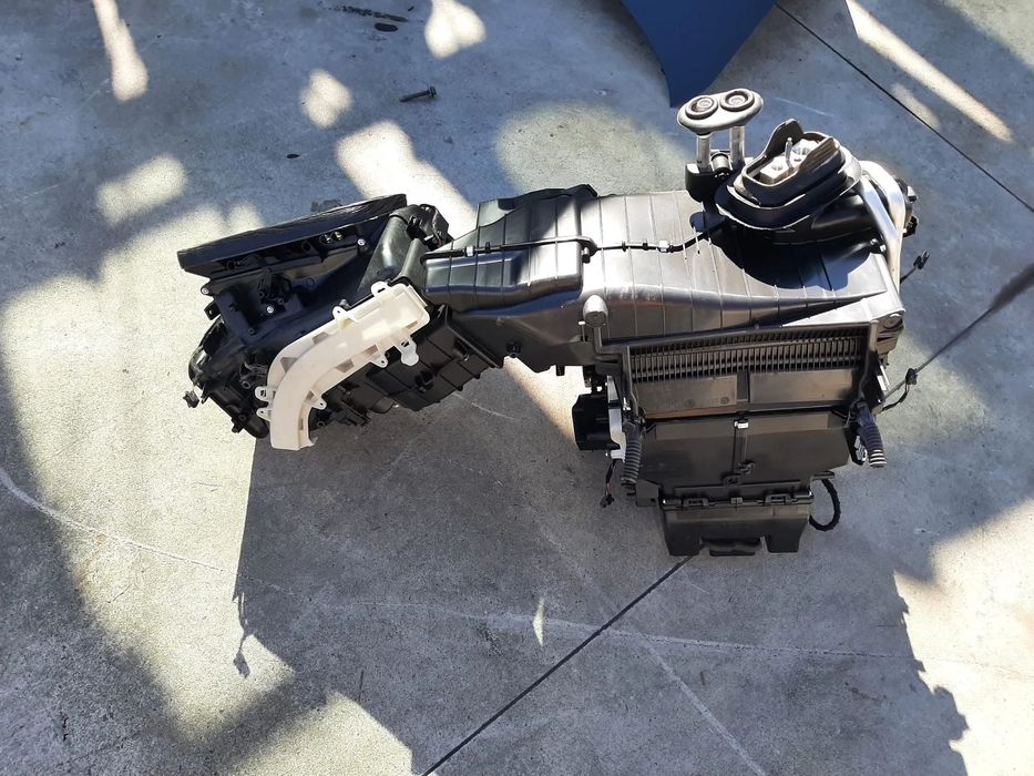 tulumba aer bord 2.0 tdi deu audi a4 b9 8w  8w1820005al