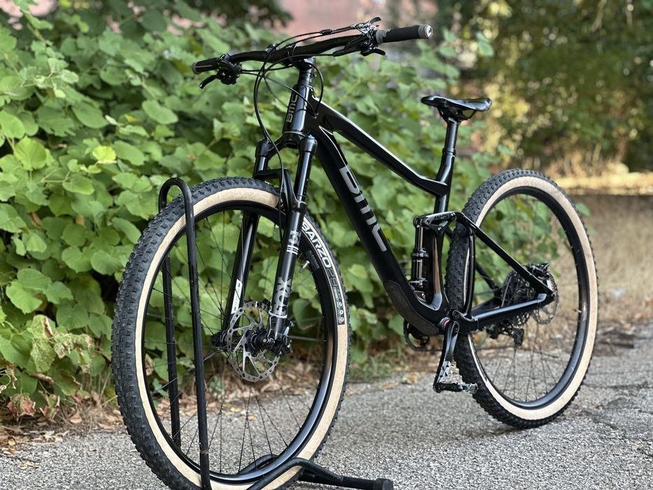 Карбонов велосипед BMC Agonist 02 29”