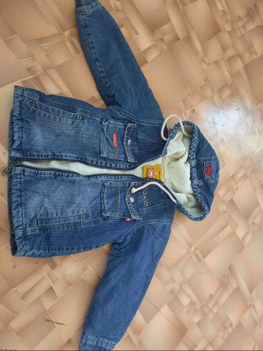 Джинсовая куртка на ребёнка