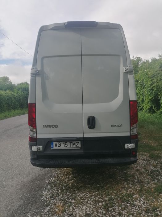 Vând iveco Daily 35C13
