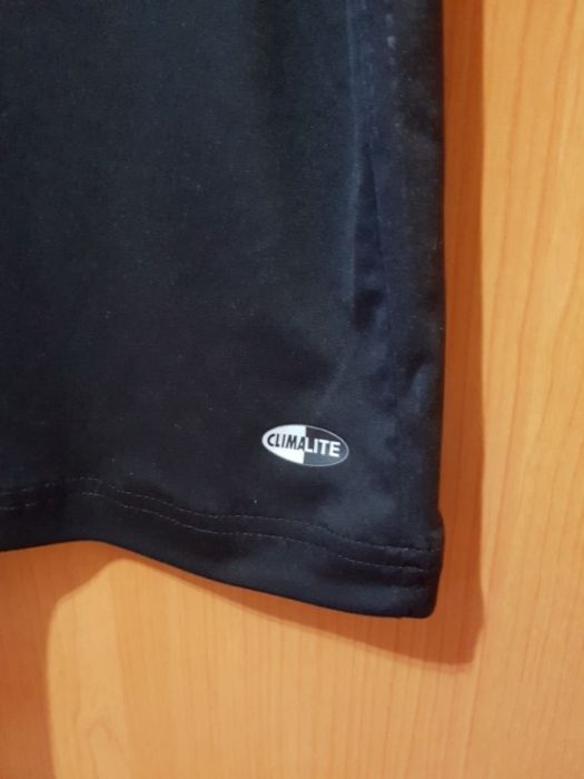 Pachet tricou si şort adidas