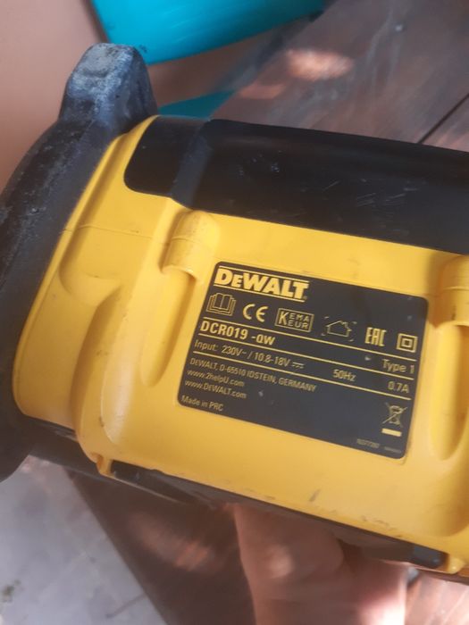 Radio de șantier Dewalt DCR 019