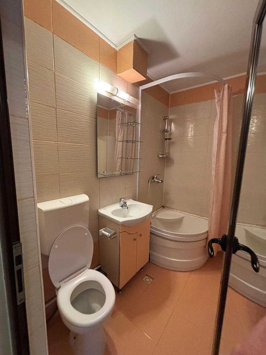 Apartament 2 camere, util 54 mp + balcon 9 mp, Centrul Civic Brăila