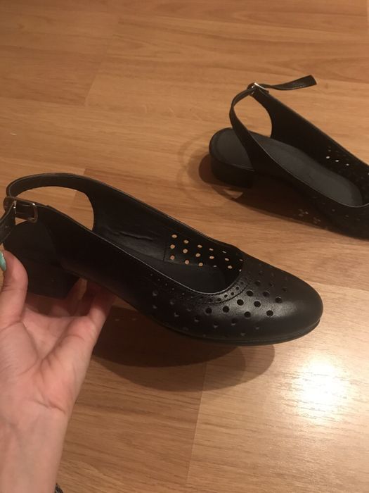 Pantofi din piele  culoare negru
