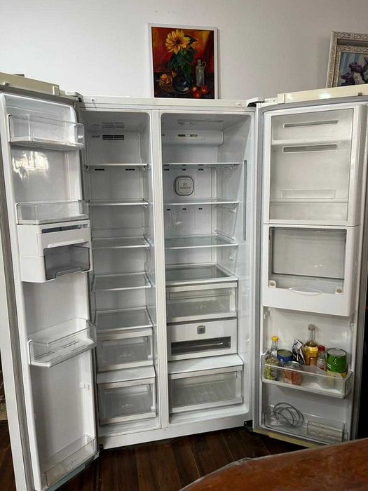 Холодильник LG Door in door