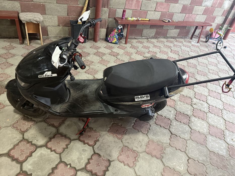 Продам Мопед м8 стант