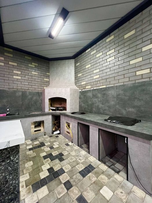 Дача с зимним бассейном и компьютером