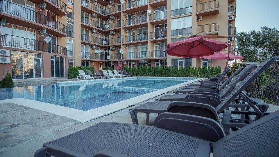 Продава се Двустаен апартамент в к.к. Слънчев бряг - 65 кв.м за 1046 €/кв.м - Снимка #11