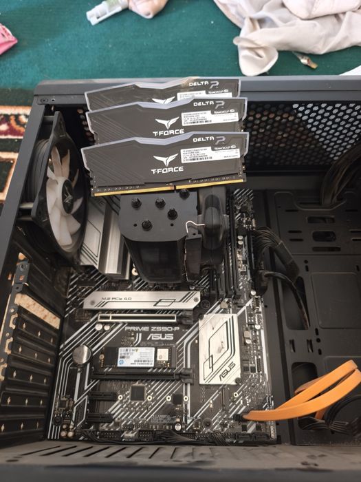 i5-11400/Z590-P asosidagi kuchli va a’lo holatdagi kompyuter sotiladi