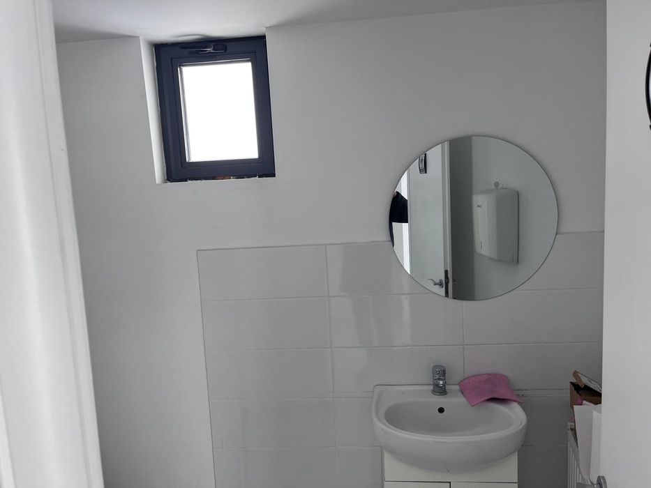 Inchiriere spatiu comercial