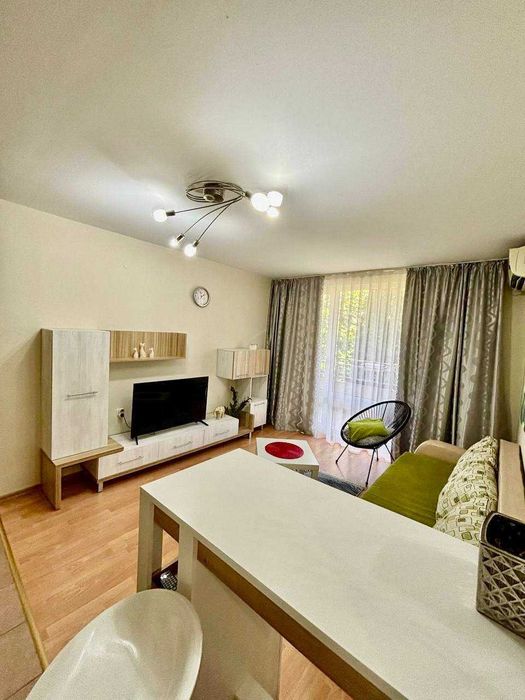 Дава се под наем Двустаен апартамент в Несебър - 64 кв.м за 450 € - Снимка #2