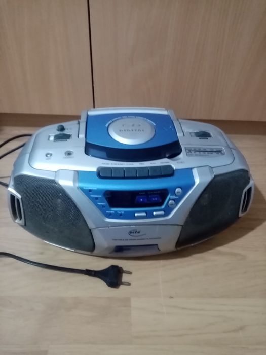 Radio cd casetofon