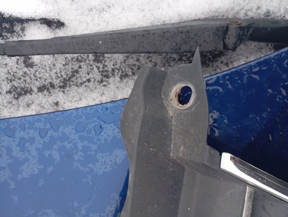 Решетка с емблема VW Passat 5.5