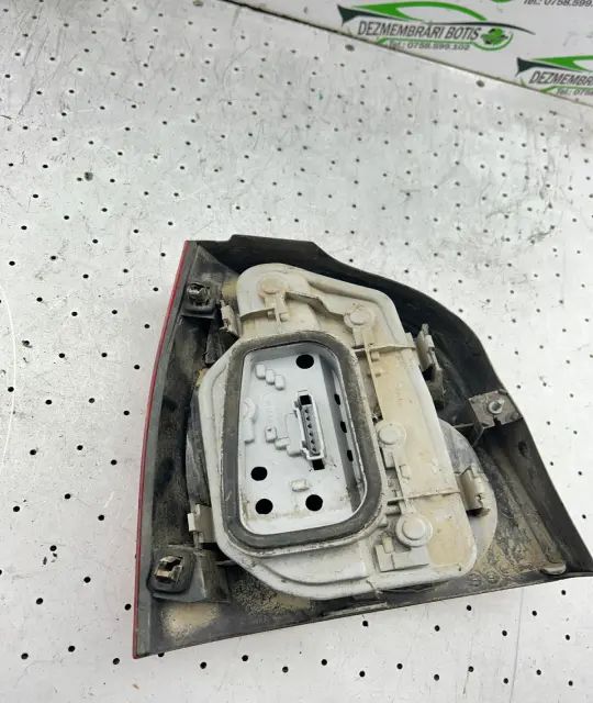 Lampa / Tripla stop dreapta pe aripa 6Q6945258A Volkswagen VW Polo