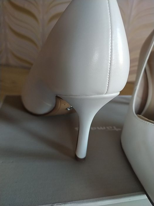 Обувки Tamaris 38