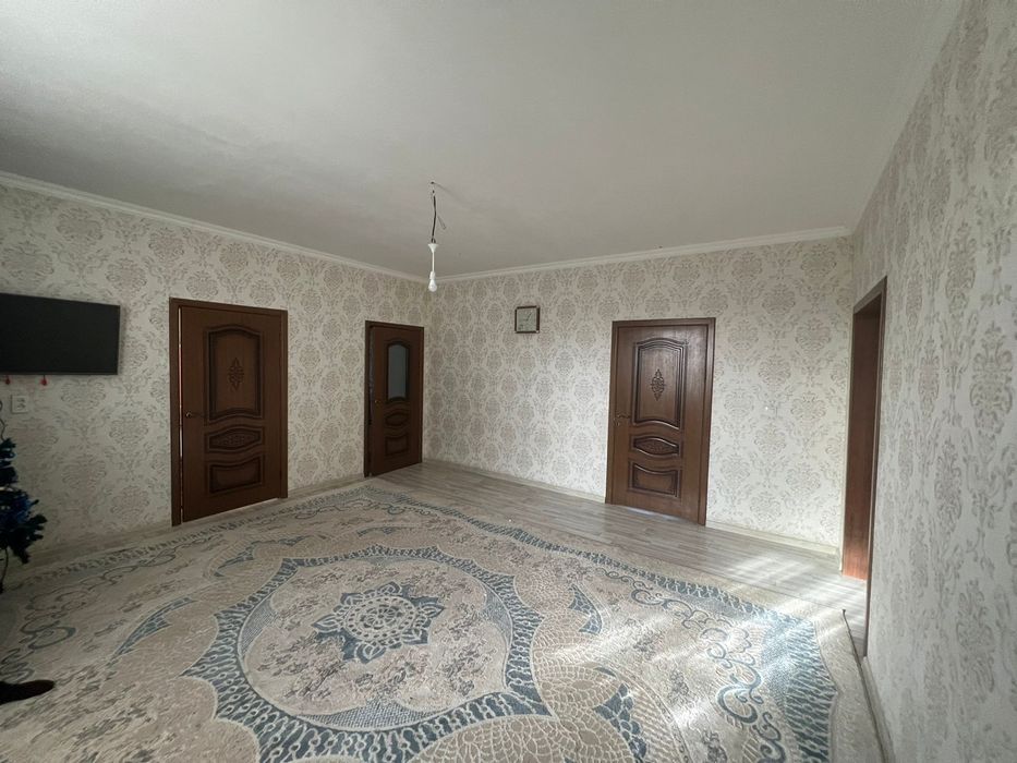 Тез арада үй сатылады