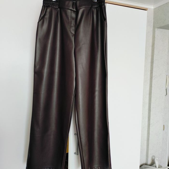 Женские кожаные брюки