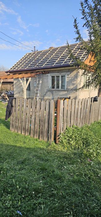 Finisaje acoperisuri, montaj acoperisuri, reparatii acoperisuri