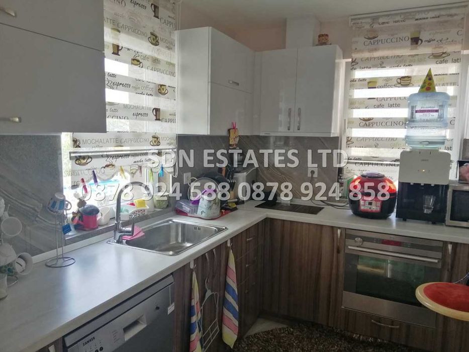 Красива къща на село за продажба в с. Долно Изворово