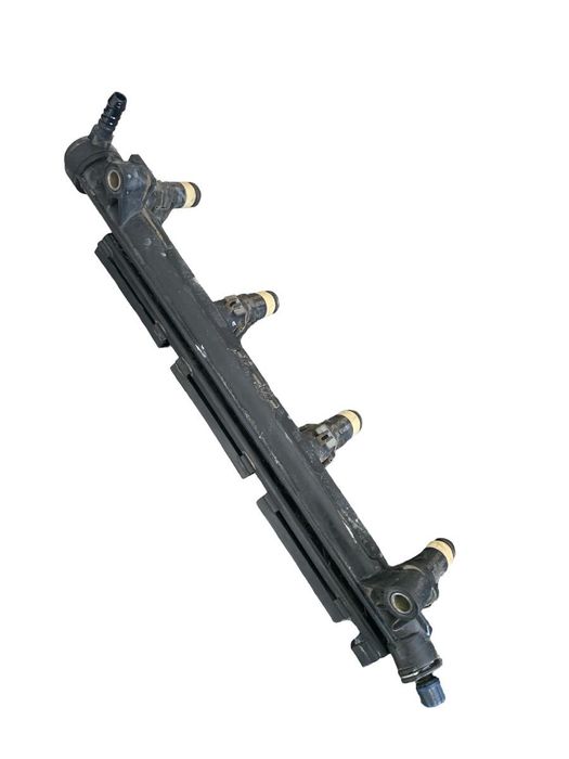 Rampa Injectoare Volkswagen Polo 9N_ 2001 - 2012 1.4 16V Bby 036906031M