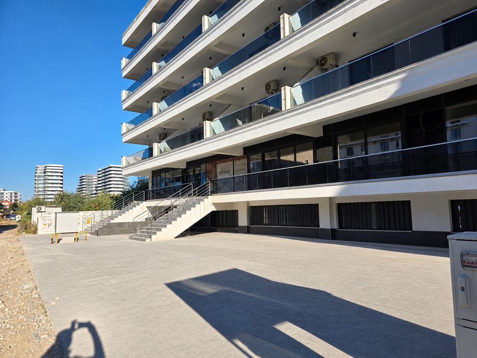 Vand Spatiu Comercial in Mamaia Nord
