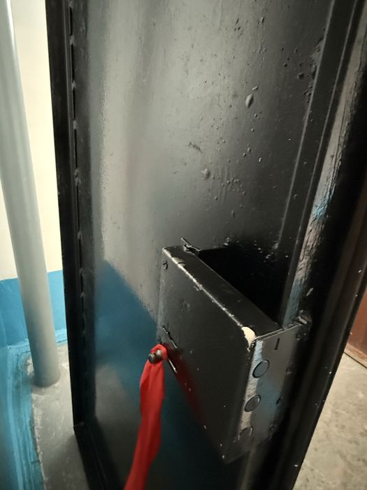 Входная дверь металлическая