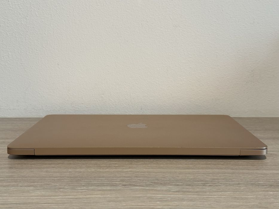 MacBook Air M1 A2337