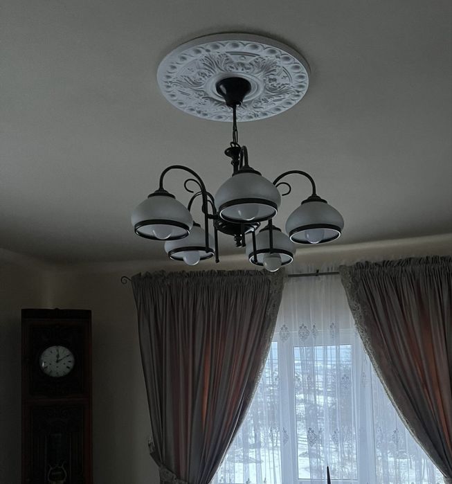 Candelabru masiv