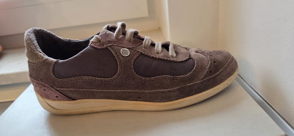 Pantofi sport Geox nr.37 piele intoarsa