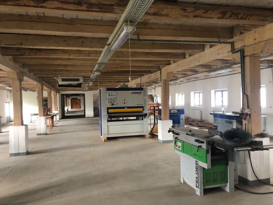 Vand atelier / fabrica mobila