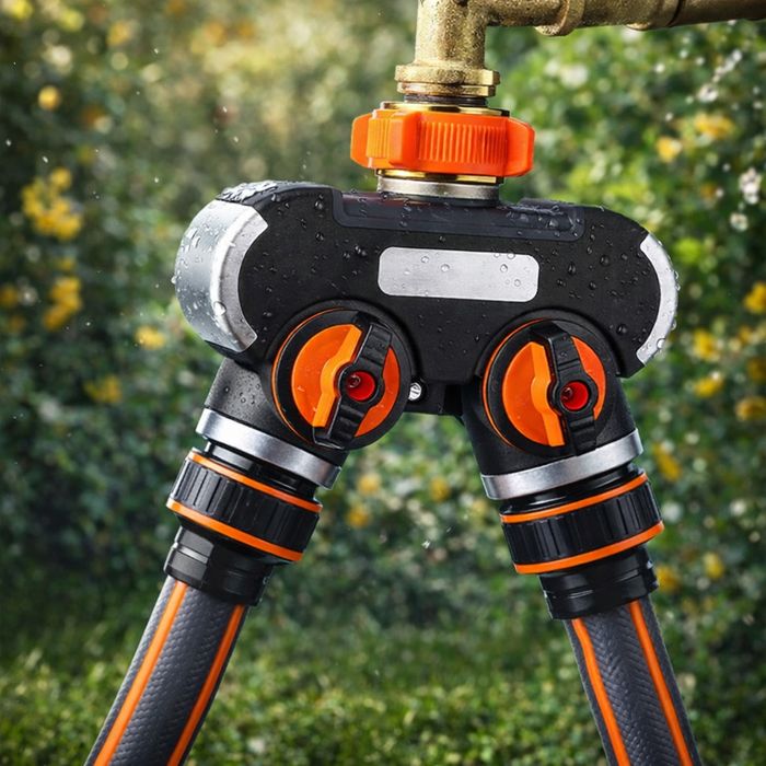 Двупосочен разпределител за градински кран 2в1