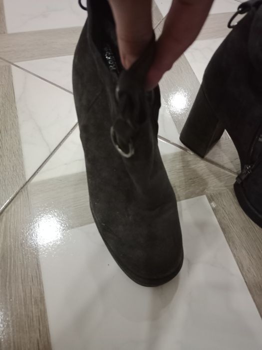 Ботинки  замшевые