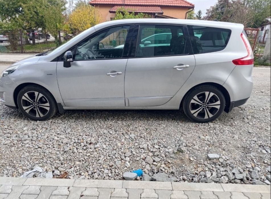 Рено Гранд Сценик Renault Grand Scenic