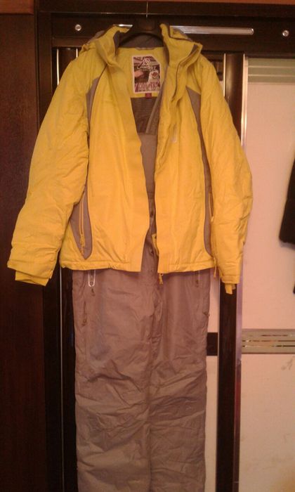 Продам костюм  лыжный