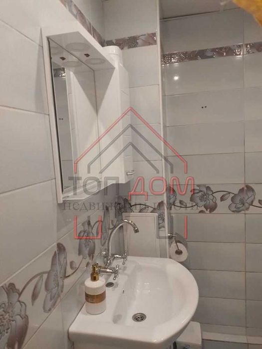 Дава се под наем Тристаен апартамент в Варна, Център - 80 кв.м за 663 € - Снимка #5