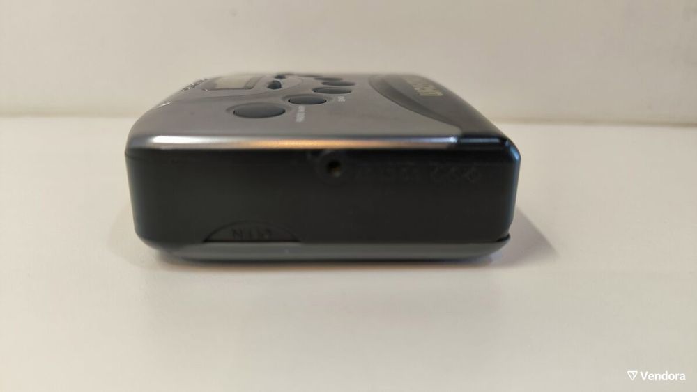 Sony Walkman WM-FX251 (FM/AM касетофон)