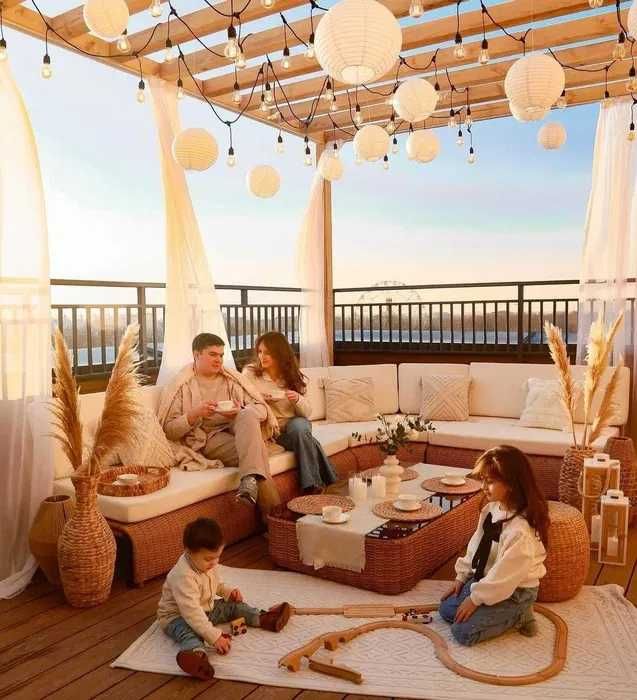 Плетенная мебель для кафе (стулья, диваны, пуфы)