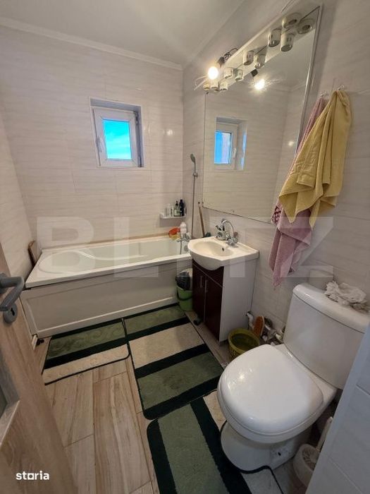 Apartament de 3 camere, 71 mp, zona Nicolina 2