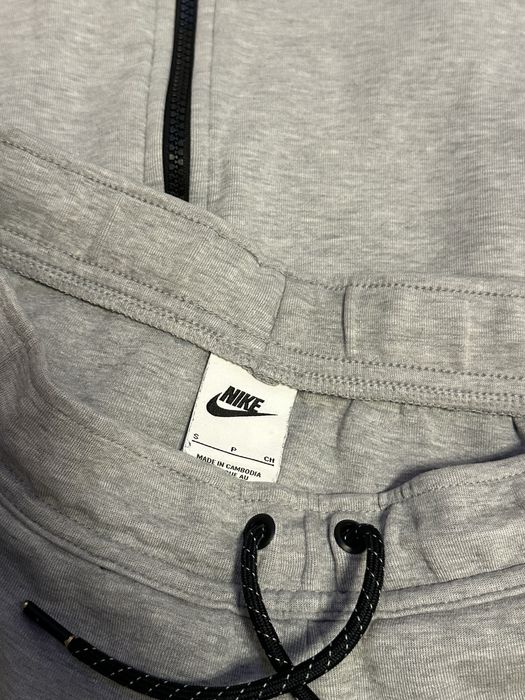 Compleu Set trening Nike Tech fleece hanorac si pantaloni