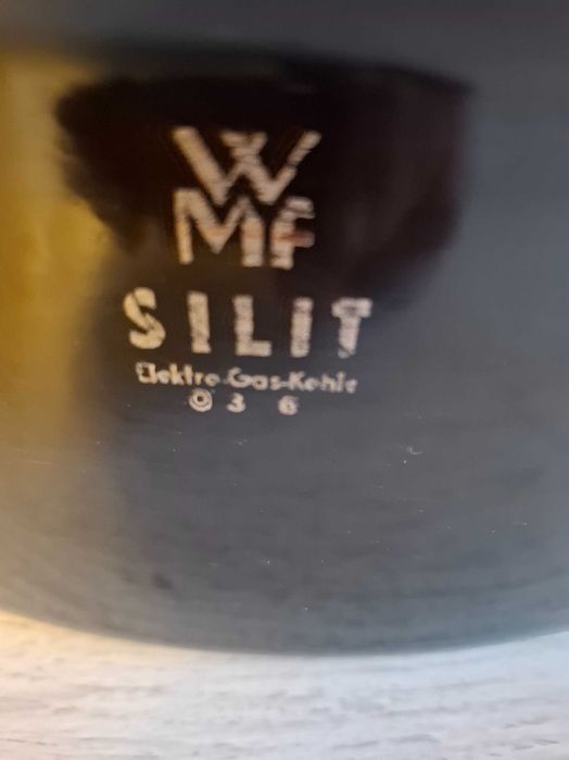 Silit WMF Cratita emailata cu capac 8-9L